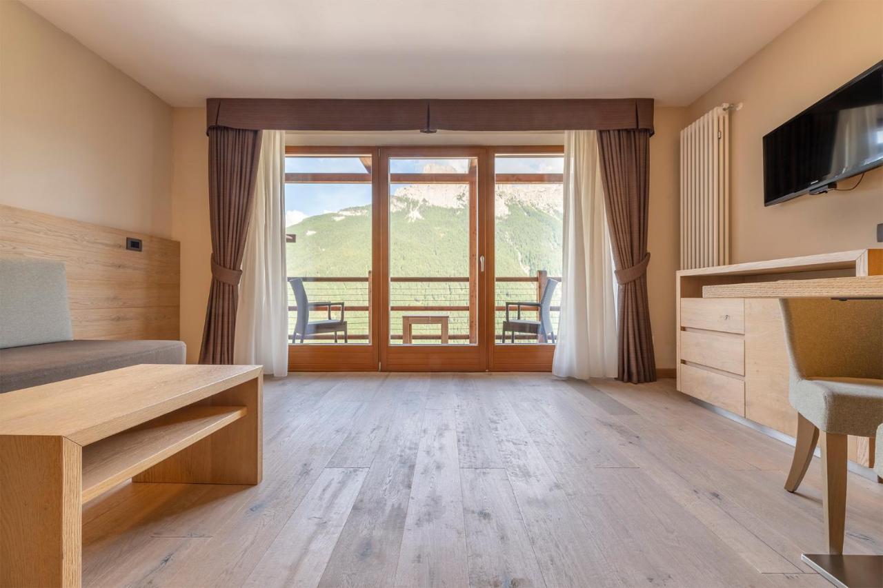 Design & Suite Hotel Ciarnadoi Vigo di Fassa Eksteriør bilde