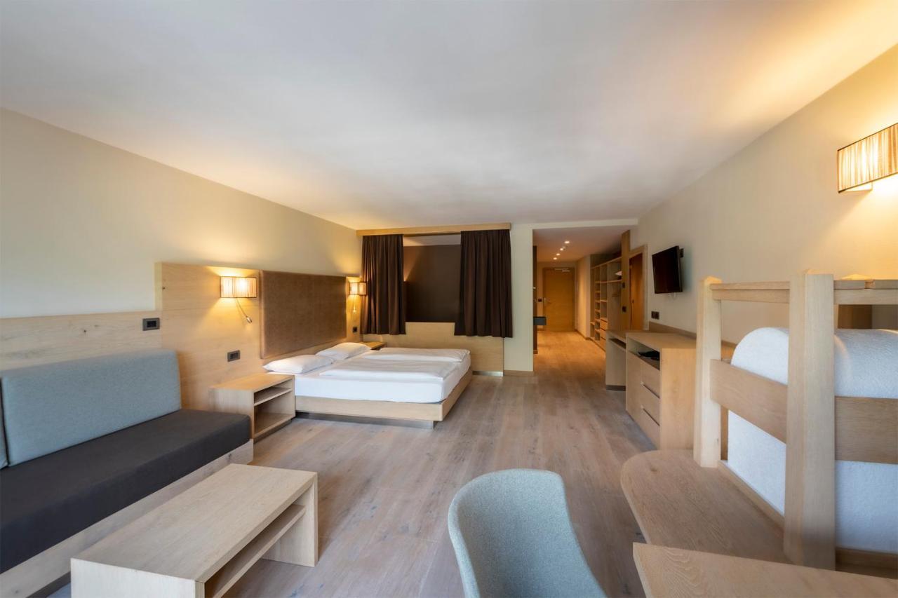 Design & Suite Hotel Ciarnadoi Vigo di Fassa Eksteriør bilde