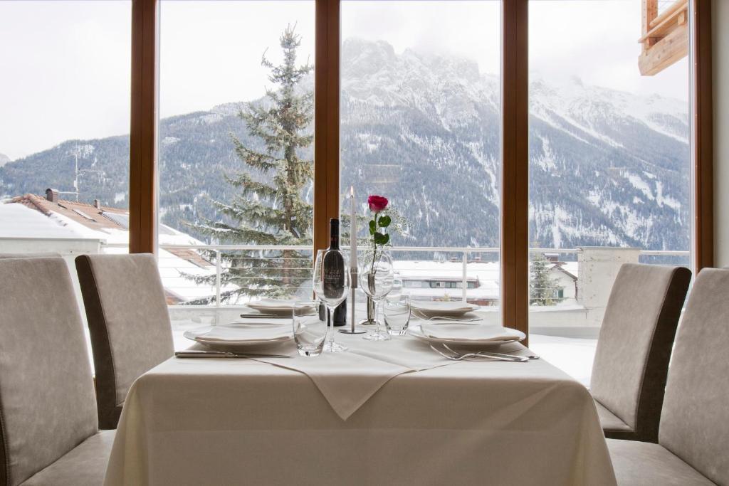 Design & Suite Hotel Ciarnadoi Vigo di Fassa Eksteriør bilde