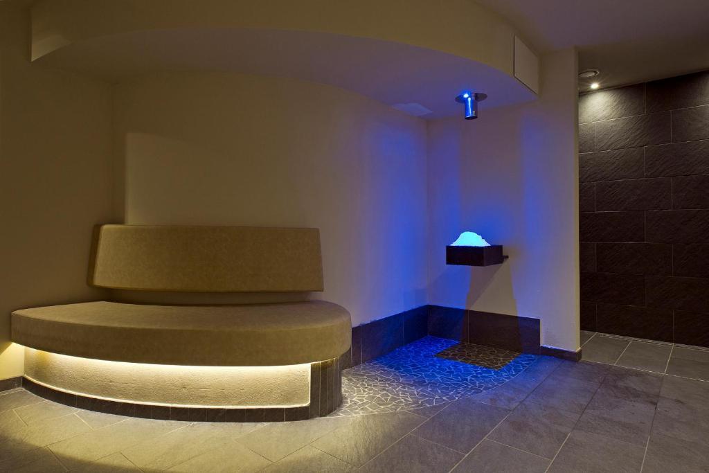 Design & Suite Hotel Ciarnadoi Vigo di Fassa Eksteriør bilde